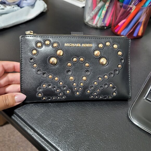 Michael Kors Adele Embellished Leather Smartphone Wallet - Picture 2 of 13